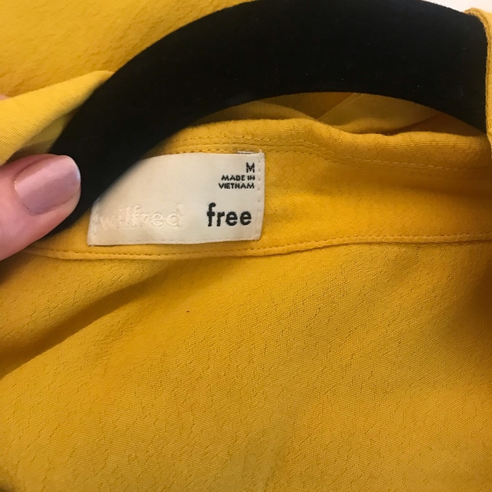 Wilfred Free Yellow Top in size medium